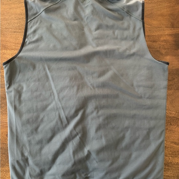 Under armor Men's Gray Vest - Picture 7 of 8